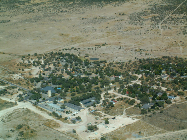 Traslado privado: origen Aeropuerto Internacional Hosea Kutako Windhoek, destino Okaukuejo