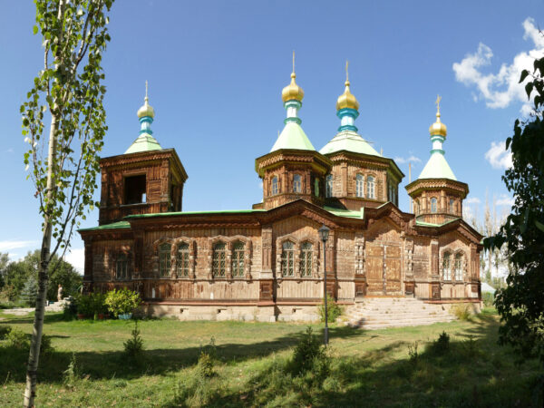 Traslado privado: origen Karakol, destino Aeropuerto Internacional de Manas