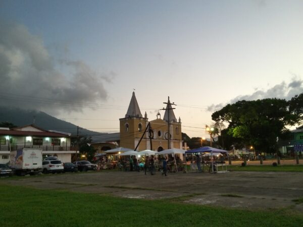 Transfer privado entre Trujillo, Honduras e Aeroporto Internacional Ramon Villeda Morales