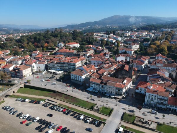 Private Transfer: Ponte De Lima to Vigo Es