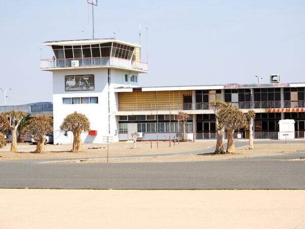 Traslado privado: origen Walwis Bay, destino Keetmanshoop