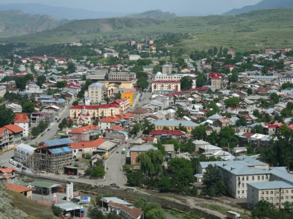Transfer privado entre Akhaltsikhe e Aeroporto Internacional de Tbilisi