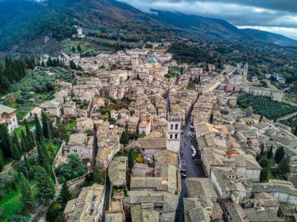 Private Transfer: Rome to Assisi