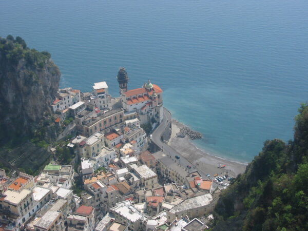 Private Transfer: Atrani to Naples Airport