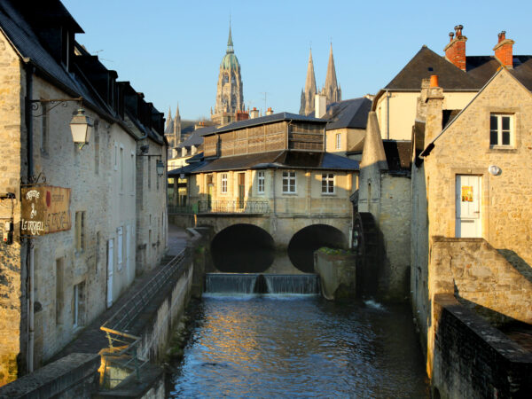 Private Transfer: Lille to Bayeux