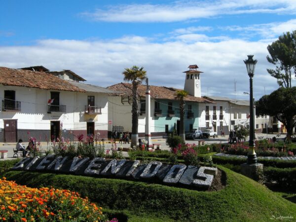 Private Transfer: Trujillo Peru to Huamachuco