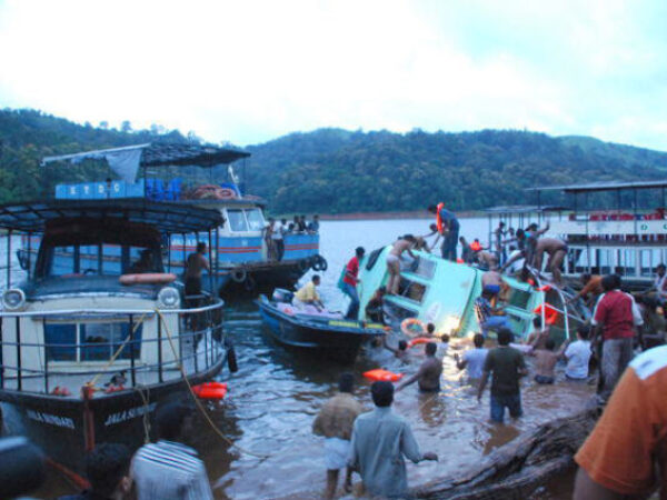 Transfer privado entre Aeroporto Internacional de Cochim e Thekkady