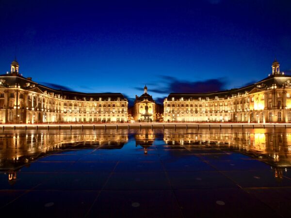 Private Transfer: Le Mans to Bordeaux
