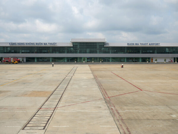 Traslado privado: origen Buôn Ma Thuột, destino Aeropuerto Internacional de Tan Son Nhat