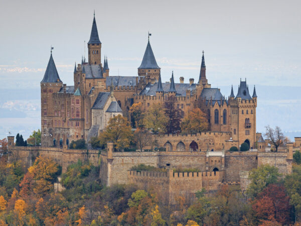 Private Transfer: Munich Airport to Hohenzollern Castle