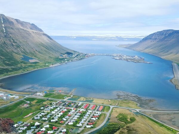 Private Transfer: Akureyri to Isafjordur