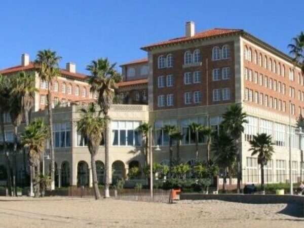 Private Transfer: Encinitas to Santa Monica Ca