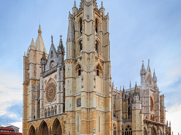 Private Transfer: Santander to Leon