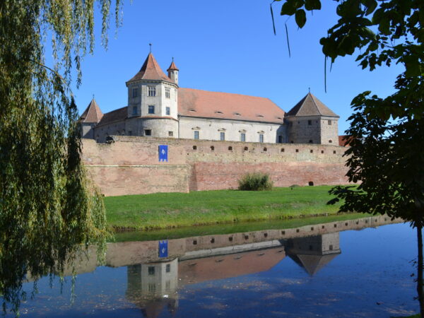 Private Transfer: Sibiu to Fagaras