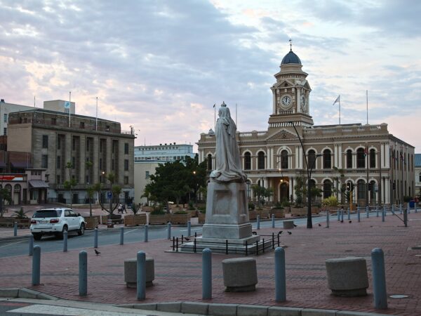 Traslado privado: origen Oudtshoorn, destino Puerto Elizabeth