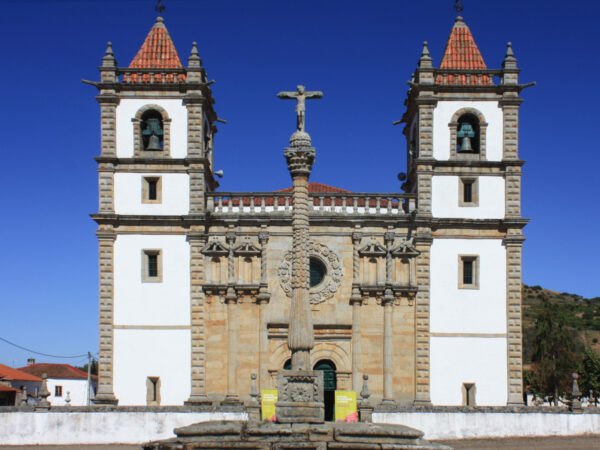 Private Transfer: Amarante to Braganca