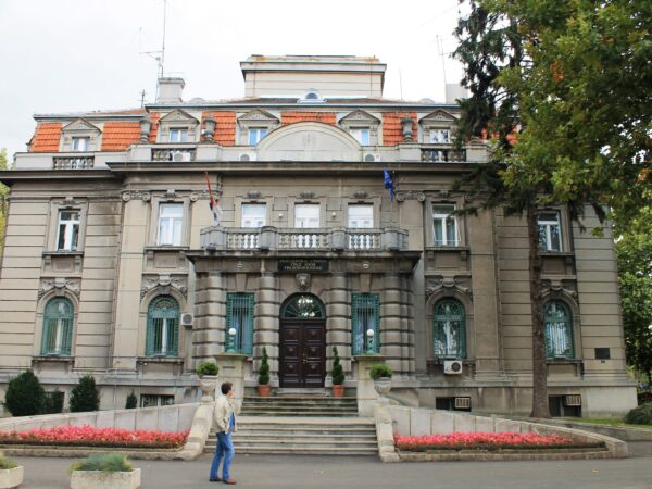 Traslado privado: origen Niš, destino Sofía Bg