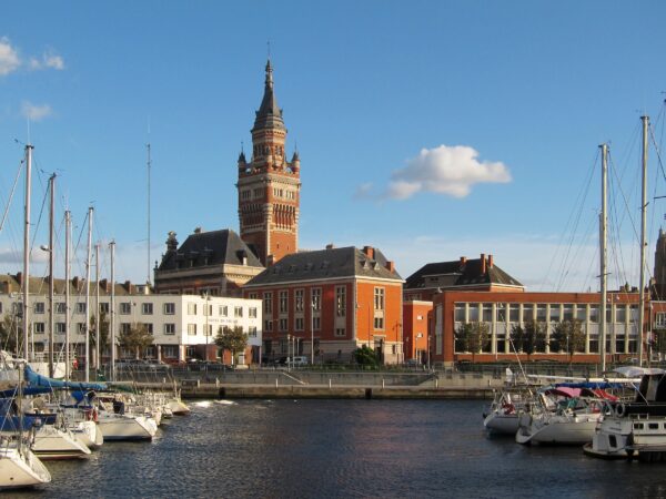 Private Transfer: Dunkirk to Amsterdam Airport Schiphol Nl
