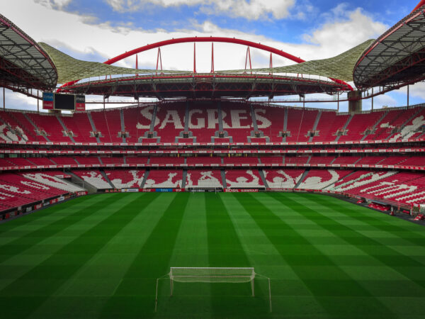 Private Transfer: Luz to Lisbon Airport