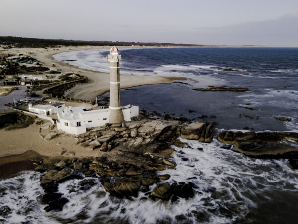 Traslado privado: origen José Ignacio, destino Aeroparque Jorge Newbery