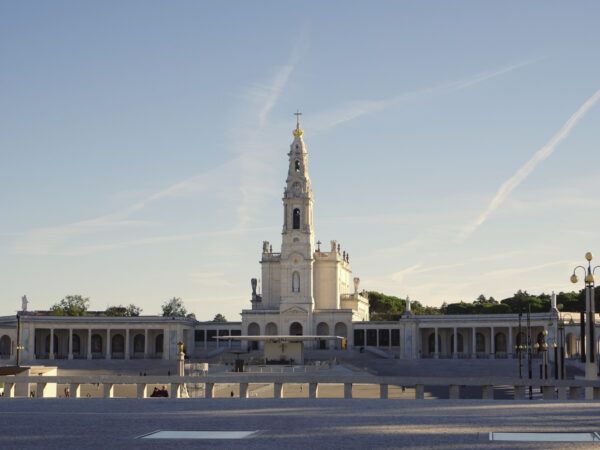 Private Transfer: Lisbon City Center to Fatima