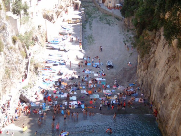Private Transfer: Furore to Naples Airport