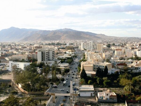 Transfer privado entre Tunes e Gafsa