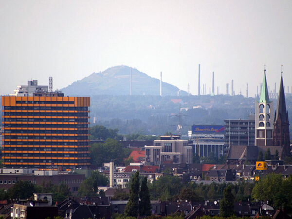 Private Transfer: Gelsenkirchen to Amsterdam Airport Schiphol Nl