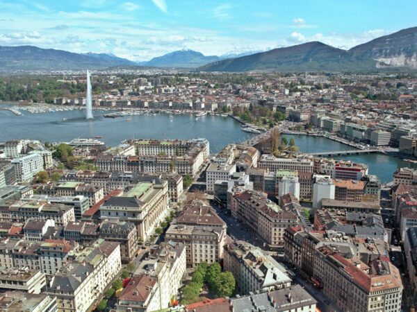 Traslado privado: origen Schaffhausen, destino Ginebra