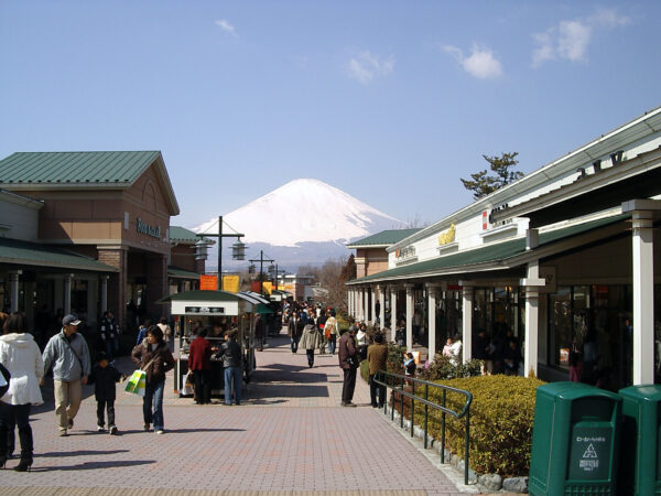 Private Transfer: Kansai International Airport to Gotemba