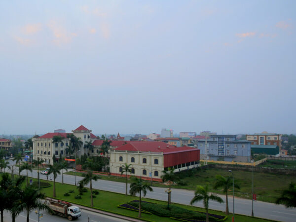 Privattransfer: Ha Tinh – Internationaler Flughafen Hanoi