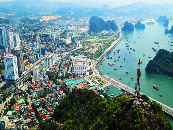 Traslado privado: origen Ninh Binh, destino Ha Long