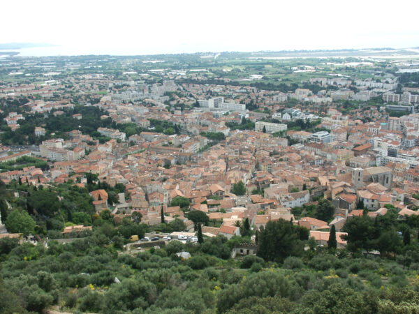 Private Transfer: Nice Airport to Hyeres