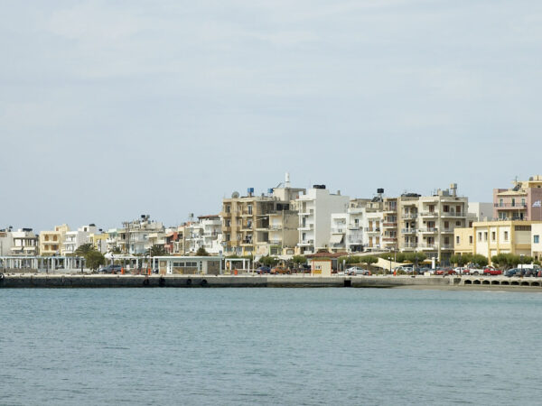 Private Transfer: Chania Airport to Ierapetra