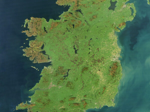 Traslado privado: origen Newgrange, destino Belfast, Reino Unido