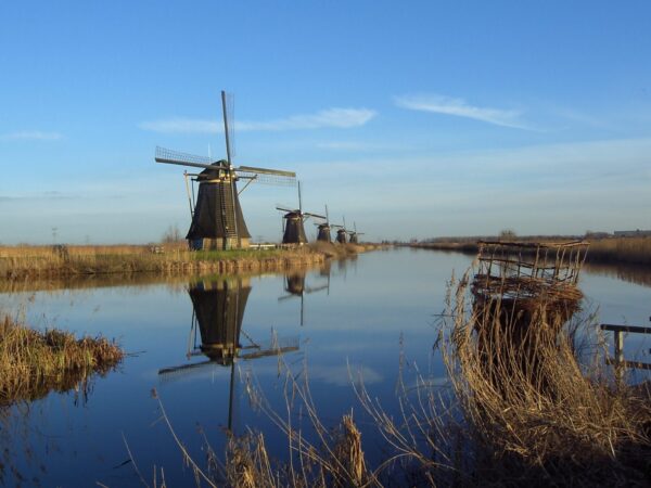 Private Transfer: Amsterdam Airport Schiphol to Kinderdijk