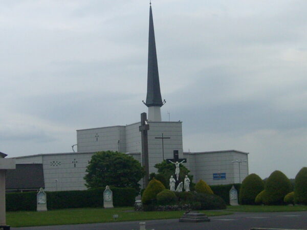 Traslado privado: origen Aeropuerto de Dublín, destino Knock Shrine