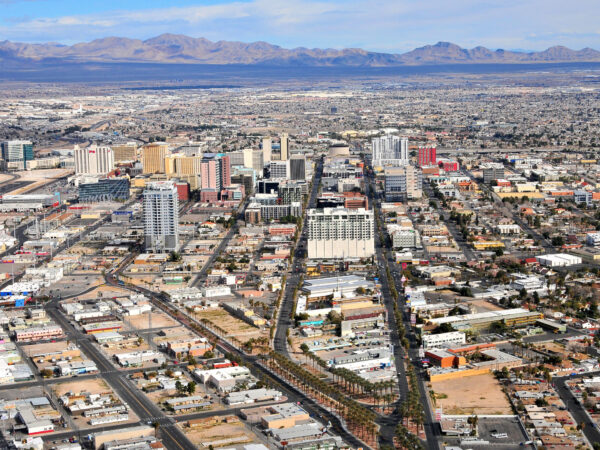 Private Transfer: Glendale Ca to Las Vegas Nv