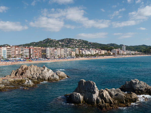 Private Transfer: Barcelona Airport to Lloret De Mar