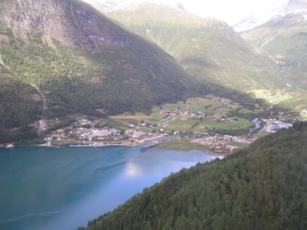 Traslado privado: origen Oslo, destino Loen