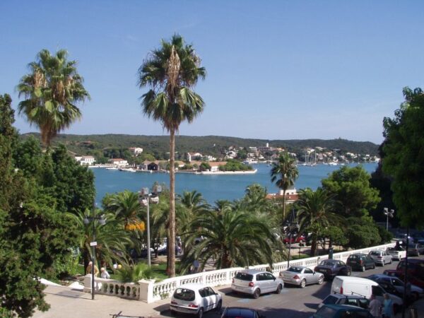 Private Transfer: Punta Prima to Mahon