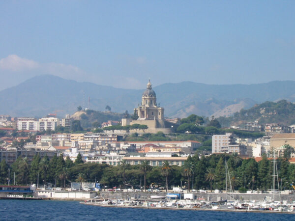 Private Transfer: Syracuse to Messina