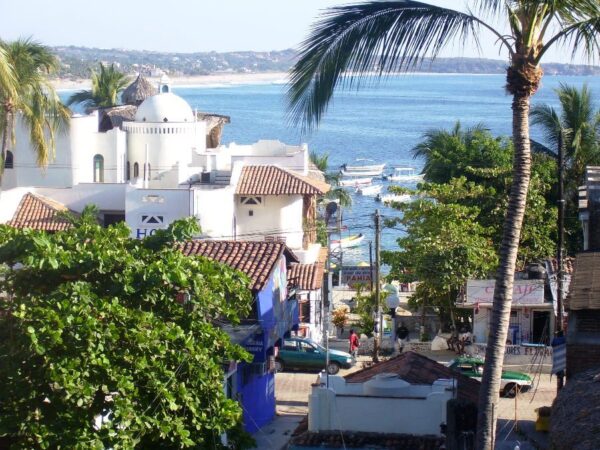 Private Transfers — Bahias De Huatulco International Airport, Mexico