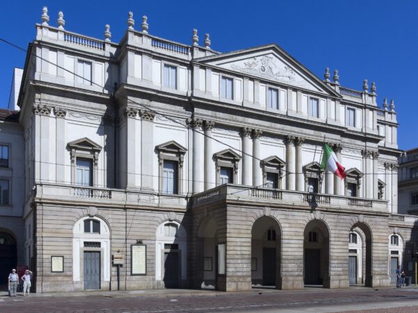 Private Transfer: Bergamo Airport to Milan