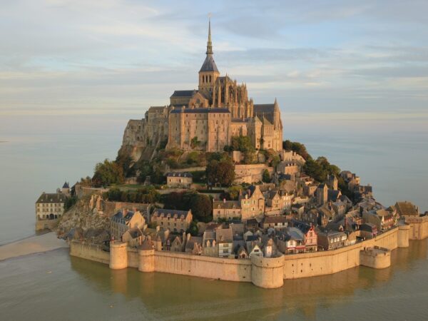Private Transfer: Honfleur to Mont Saint Michel