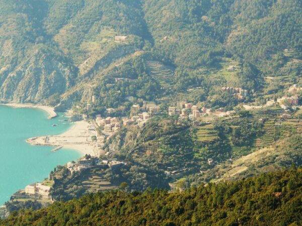 Private Transfer: Florence Airport to Monterosso Al Mare