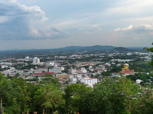 Privattransfer: Flughafen Bangkok – Nakhon Sawan
