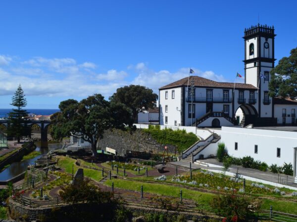 Private Transfer: Ponta Delgada Portugal to Ribeira Grande