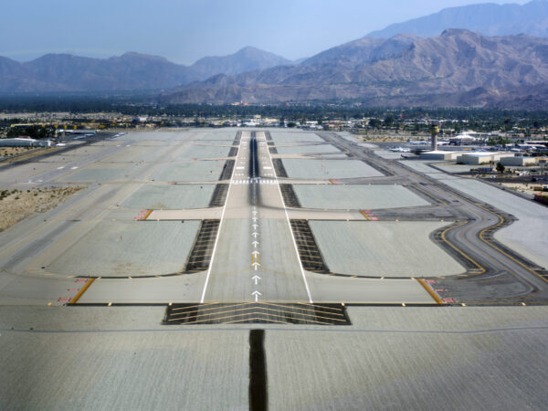 Private Transfer: Palm Springs to John Wayne Airport