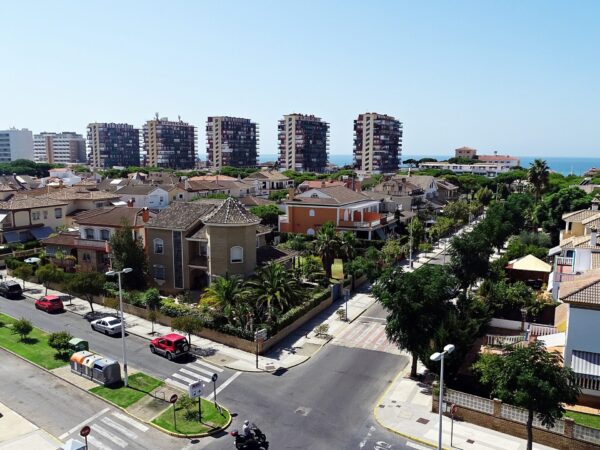 Private Transfer: Seville to Punta Umbria